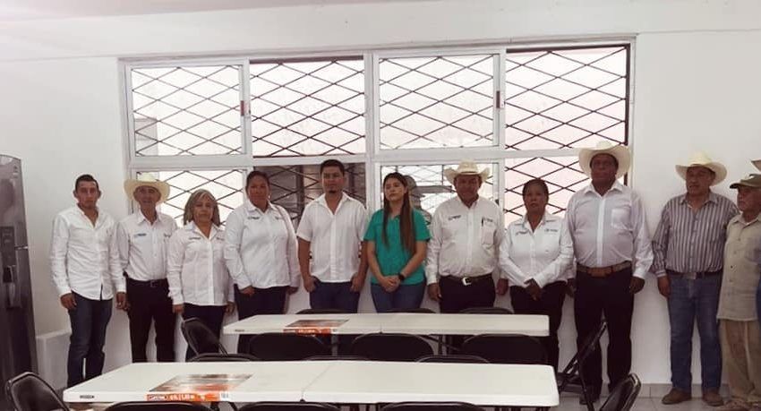 !!Entrega de apoyos a la población!! Administración 2021-2024 C. Brisa Verber Rodriguez.