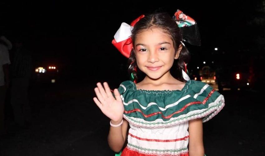 Tradicional grito de independencia….  ¡Viva Bustamante! ¡Viva México!