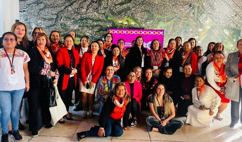 Las Presidentas a Los Pinos
