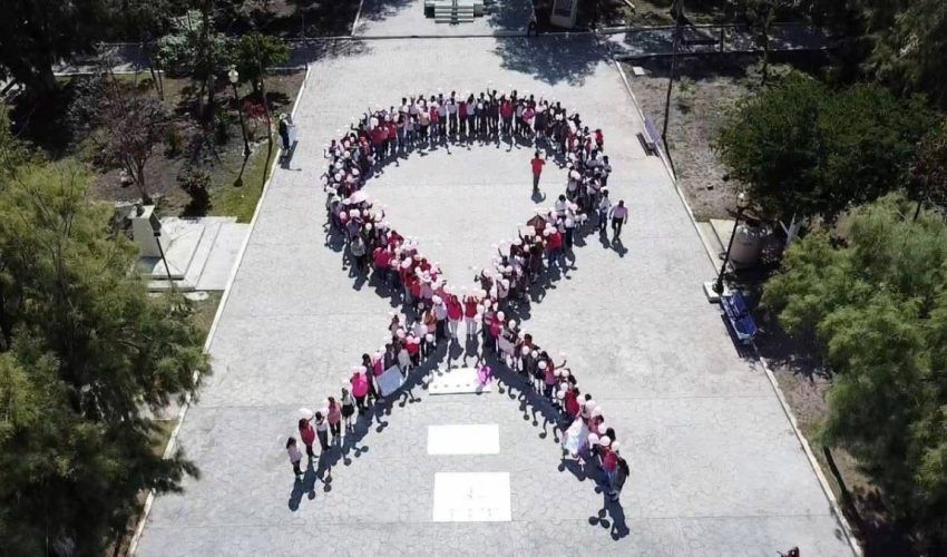 La Dra. Maricela Rodríguez González en coordinación con la Jurisdicción Sanitaria numero 8 de Jaumave se unen a la lucha contra el cáncer de mama.